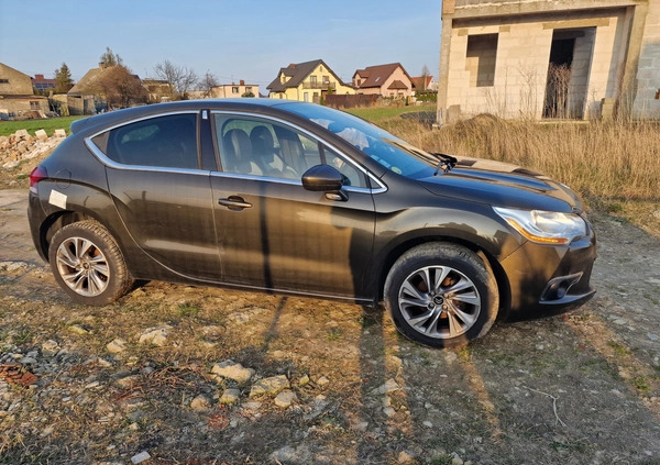 Citroen DS4 cena 19900 przebieg: 125584, rok produkcji 2014 z Suraż małe 254